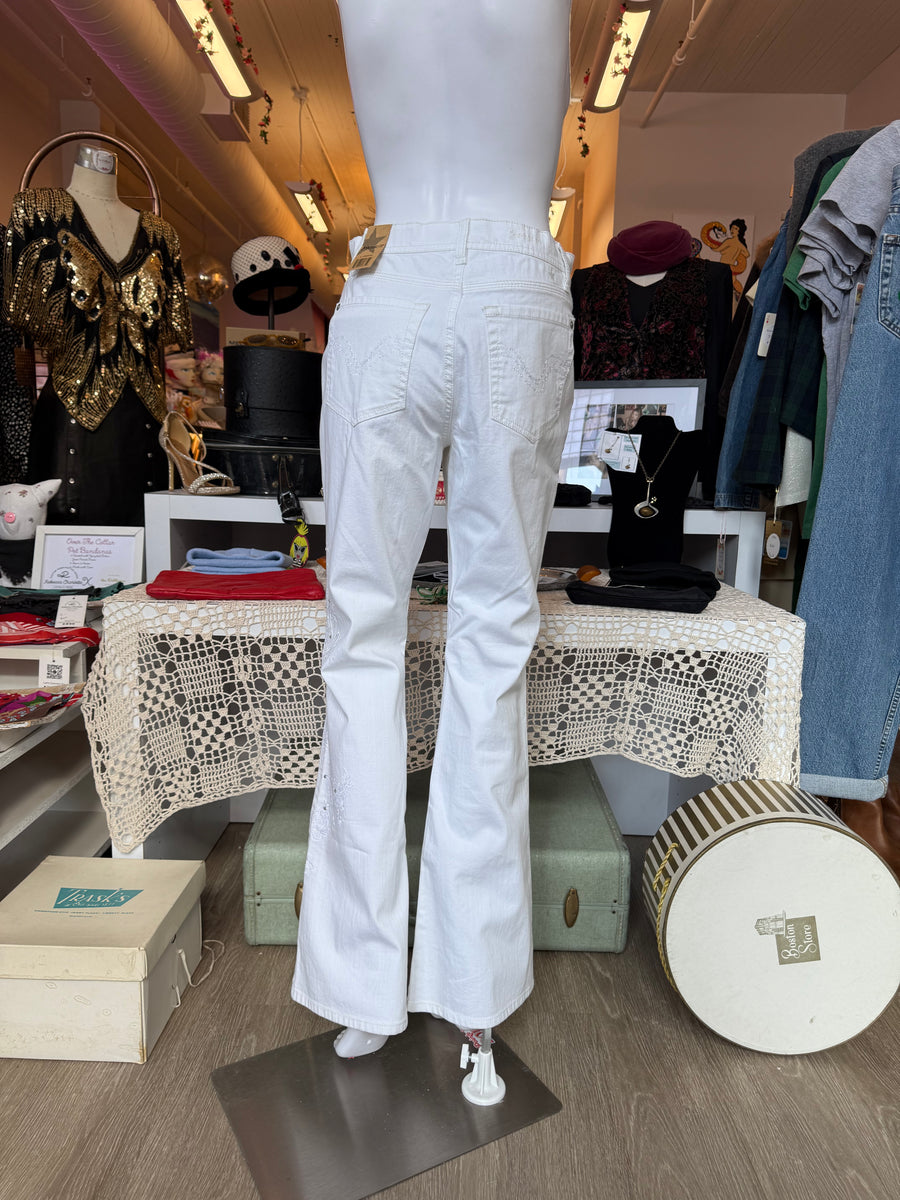 Y2K White Embroidered Flares – Dollhouse at Pointe Foure