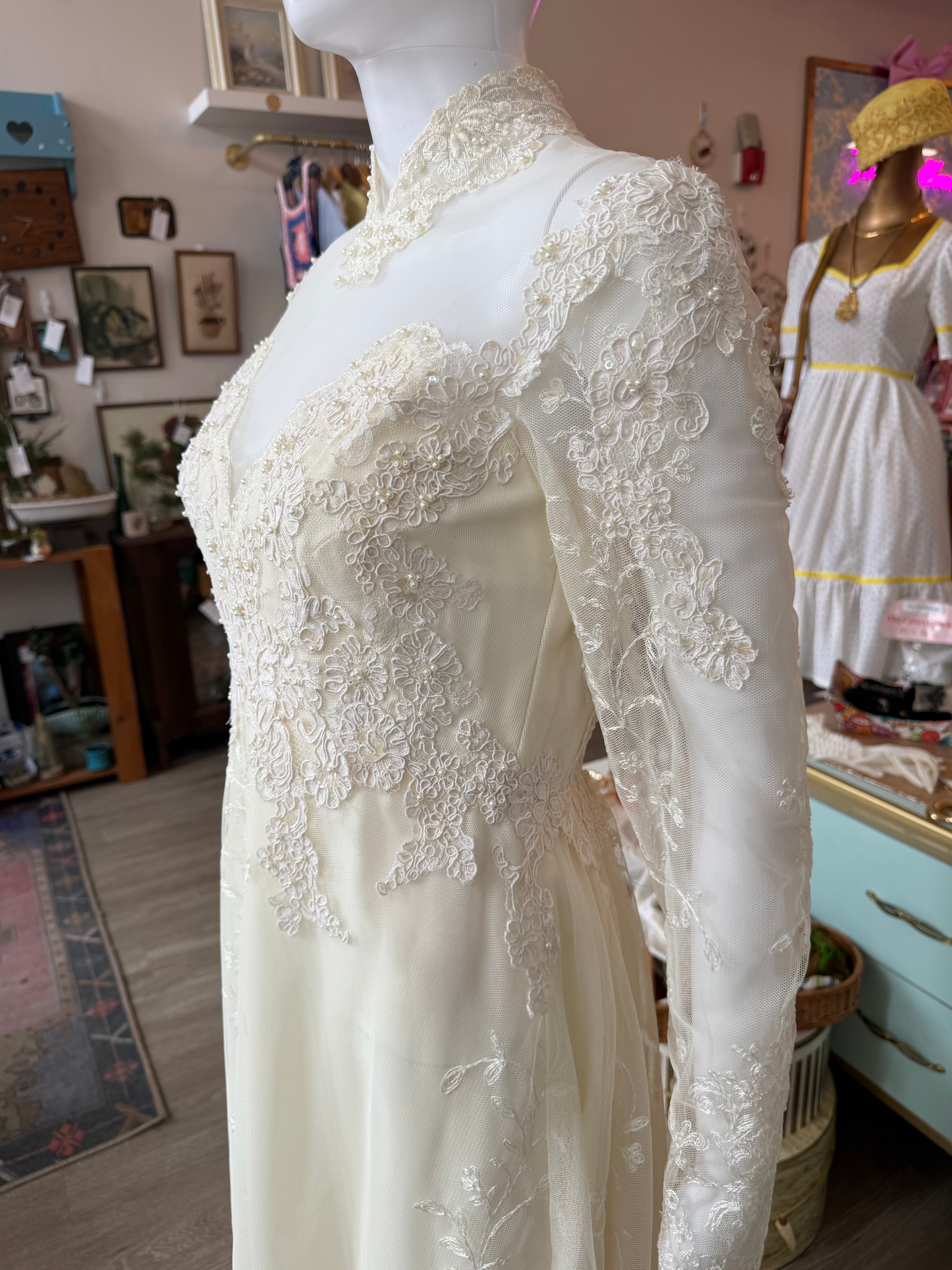 antique lace wedding dresses vintage Style & Gowns by Claire Pettibone Antique Bridal jane bourvis
