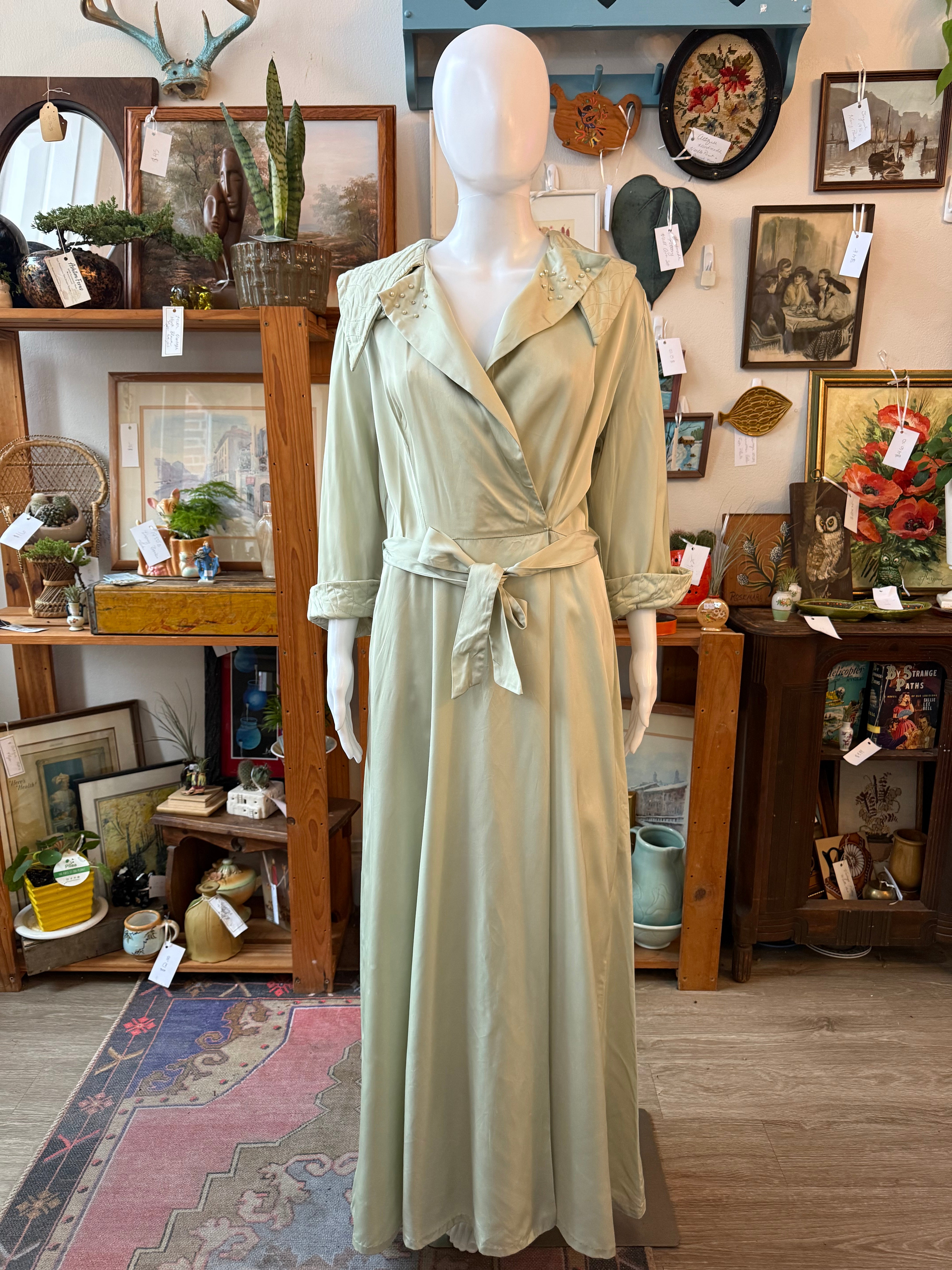 1940s Sage Green Beaded Bed Coat / Dressing Gown 1940s Sage Green Beaded Bed Coat / Dressing Gown