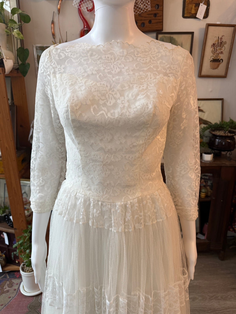1950s Ivory Lace Tea Length Wedding Dress