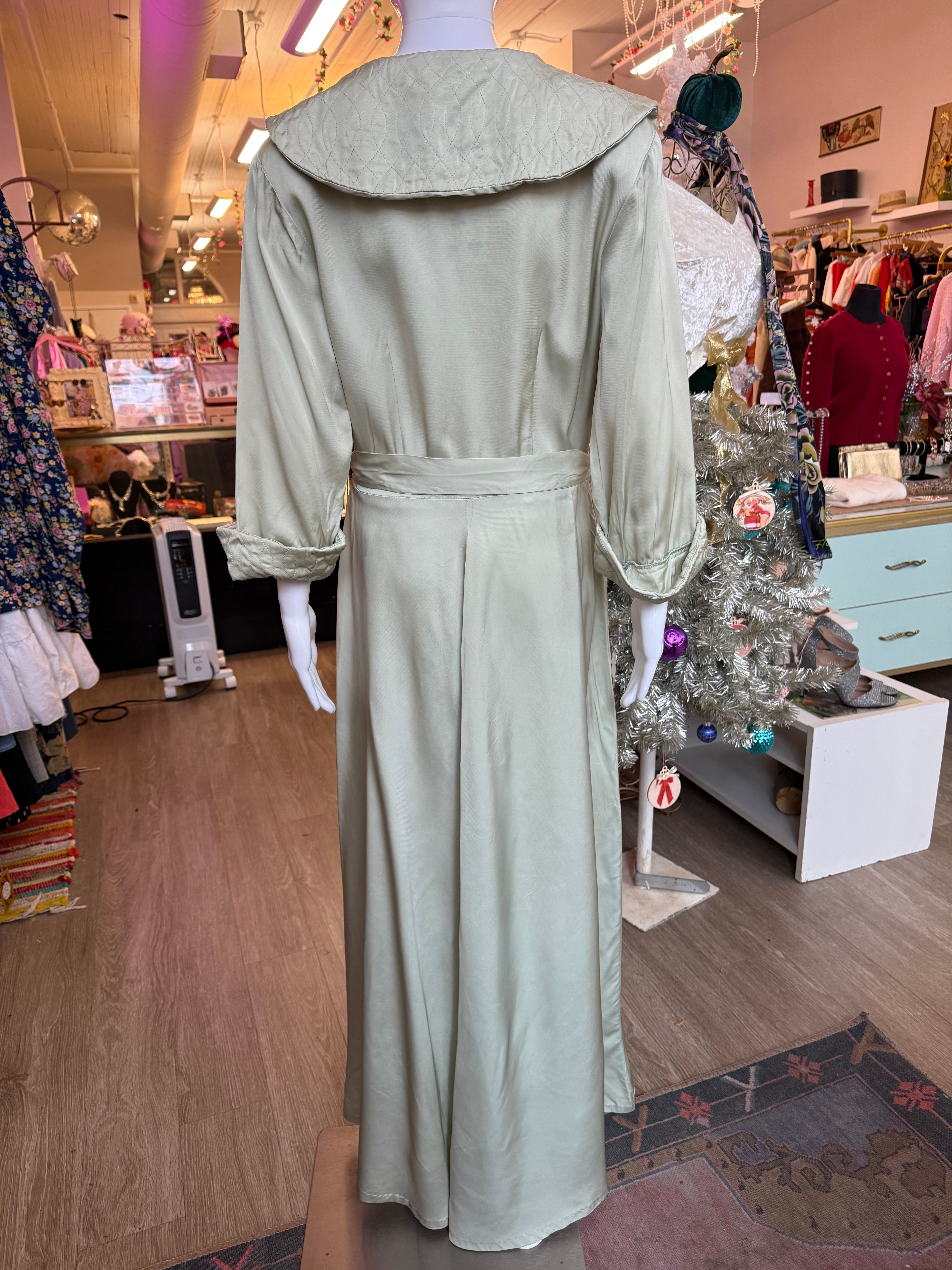 1940s Sage Green Beaded Bed Coat / Dressing Gown 1940s Sage Green Beaded Bed Coat / Dressing Gown
